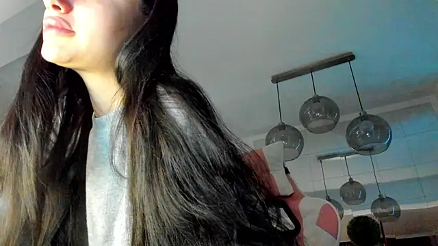 Snapshot of IreneVON chatting on 10-15-25, 03:38 IreneVON online show from 10-15-25, 03:38