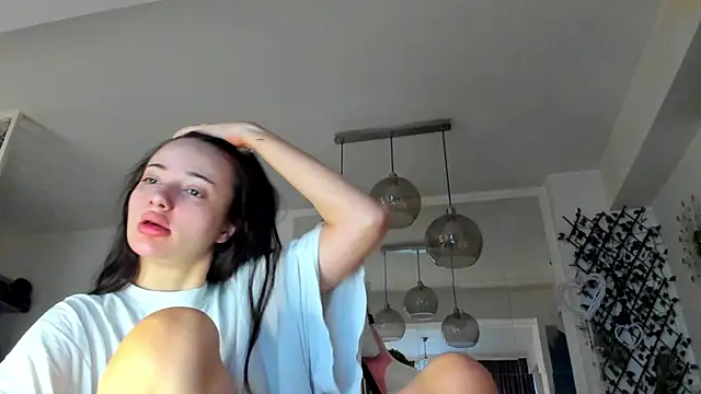 Snapshot of IreneVON chatting on 02-20-26, 05:26 IreneVON online show from 02-20-26, 05:26