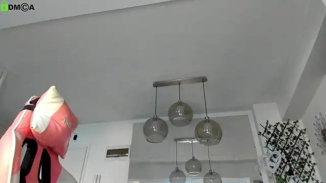 IreneVON online show from 04-09-26, 04:25