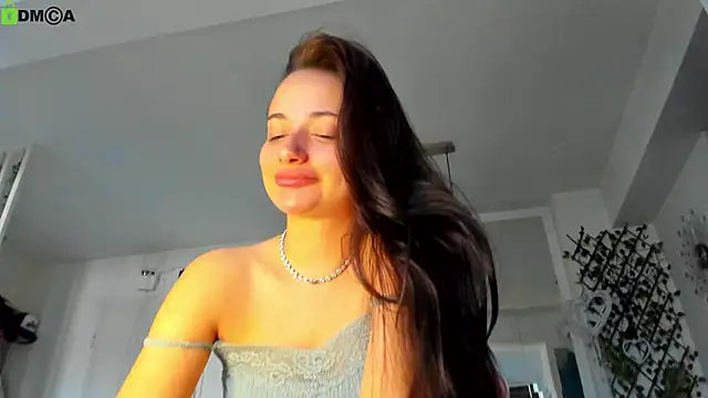 Snapshot of IreneVON chatting on 05-29-26, 03:34 IreneVON online show from 05-29-26, 03:34