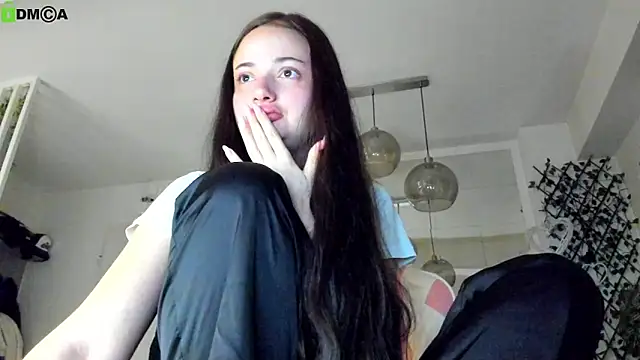 Snapshot of IreneVON chatting on 05-09-26, 03:21 IreneVON online show from 05-09-26, 03:21