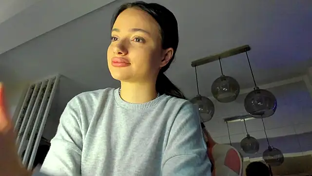 Snapshot of IreneVON chatting on 10-16-25, 03:59 IreneVON online show from 10-16-25, 03:59