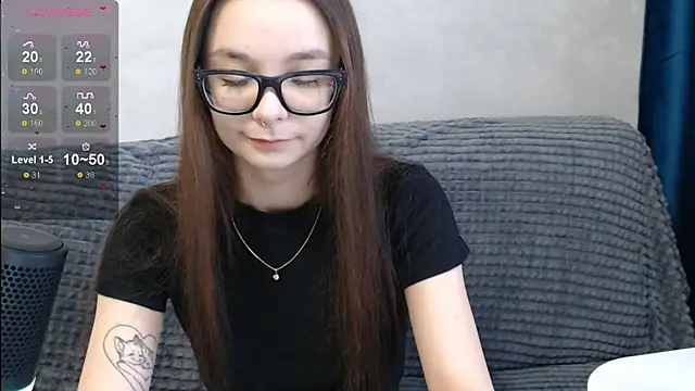 Snapshot of Amarieni chatting on 01-28-25, 12:43 Amarieni online show from 01-28-25, 12:43