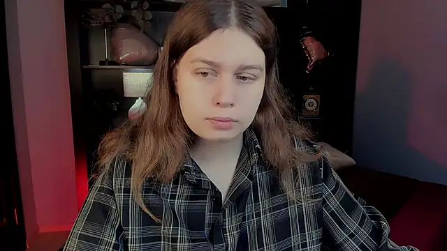 Snapshot of FioraMarmoris chatting on 02-15-26, 05:19 FioraMarmoris online show from 02-15-26, 05:19