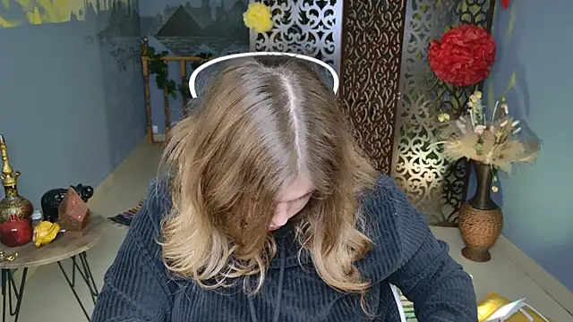 Snapshot of FioraMarmoris chatting on 03-15-25, 02:23 FioraMarmoris online show from 03-15-25, 02:23