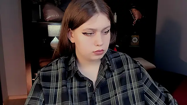 Snapshot of FioraMarmoris chatting on 02-15-26, 07:51 FioraMarmoris online show from 02-15-26, 07:51