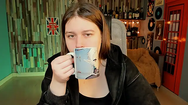 Snapshot of FioraMarmoris chatting on 01-19-26, 05:33 FioraMarmoris online show from 01-19-26, 05:33