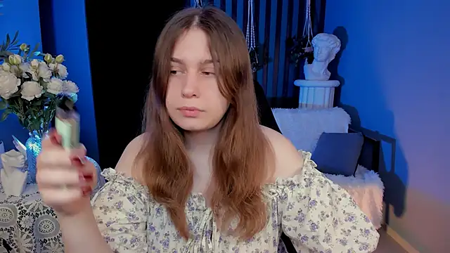 FioraMarmoris online show from 04-11-26, 05:59