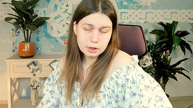 FioraMarmoris online show from 12-20-25, 05:32