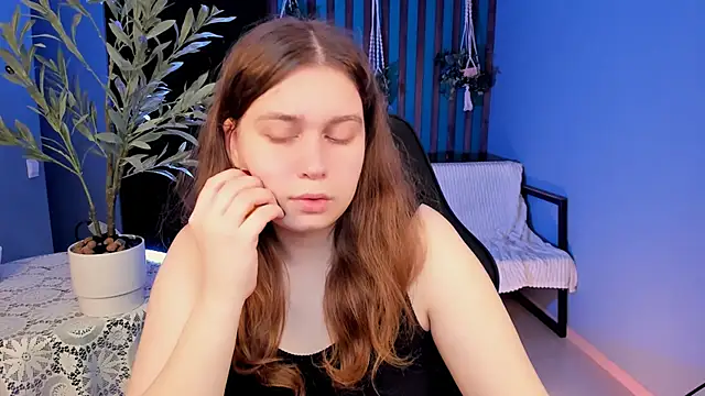 FioraMarmoris online show from 03-15-26, 05:25