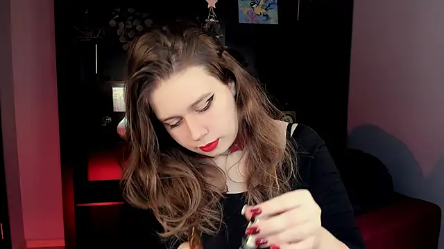 Snapshot of FioraMarmoris chatting on 02-05-26, 02:02 FioraMarmoris online show from 02-05-26, 02:02