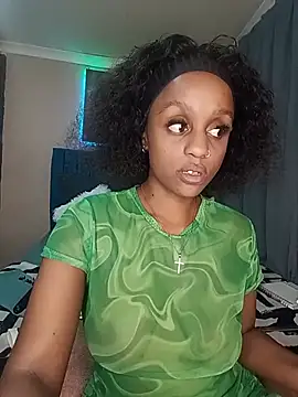 Snapshot of Queen-Chocolate chatting on 06-02-26, 11:38 Queen-Chocolate online show from 06-02-26, 11:38