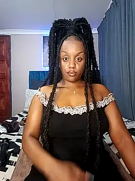 Queen-Chocolate online show from 11-26-25, 02:00