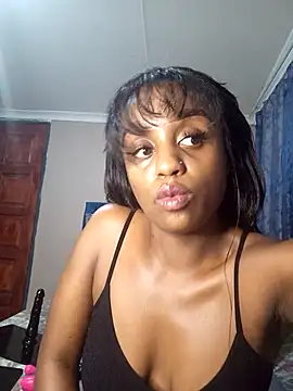 Queen-Chocolate online show from 03-07-25, 11:38