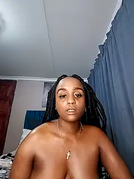 Queen-Chocolate online show from 10-12-25, 03:41