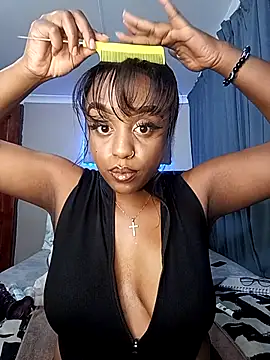 Queen-Chocolate online show from 11-09-25, 03:21