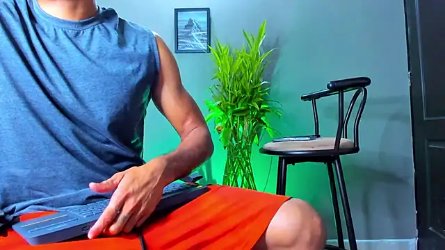 Damian 022 online show from 11-15-25, 02:32