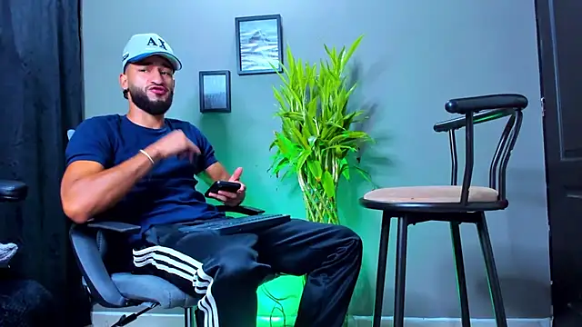 Damian 022 online show from 10-27-25, 12:17