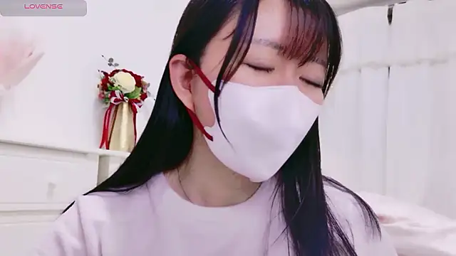 maii- online show from 04-12-26, 06:00