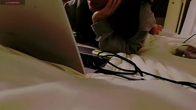 maii- online show from 02-01-26, 12:14