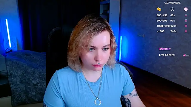 Blueberry-baby online show from 03-06-25, 09:09