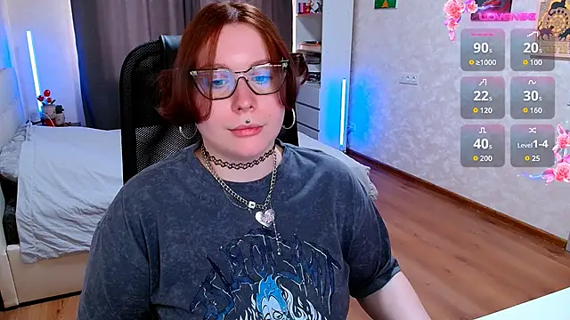 Snapshot of Blueberry-baby chatting on 07-10-26, 01:55 Blueberry-baby online show from 07-10-26, 01:55