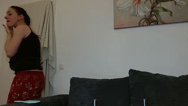 Jasmin-White online show from 11-19-25, 01:22