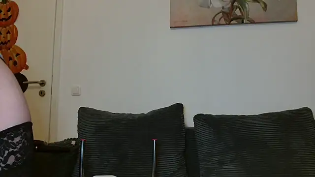 Jasmin-White online show from 11-16-25, 01:27