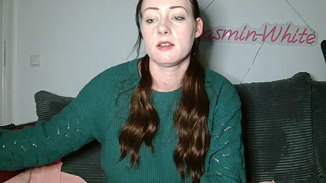 Snapshot of Jasmin-White chatting on 05-16-26, 01:59 Jasmin-White online show from 05-16-26, 01:59