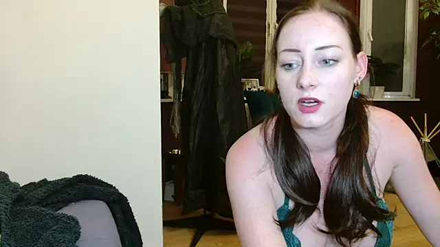 Snapshot of Jasmin-White chatting on 06-01-26, 11:48 Jasmin-White online show from 06-01-26, 11:48