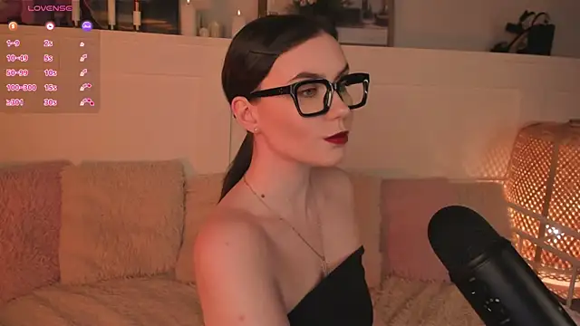 UnaMedison online show from 04-10-26, 10:22