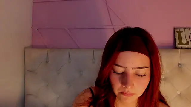 Alejita699 online show from 04-11-26, 04:10