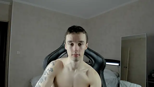 Snapshot of MasonWarholl chatting on 02-05-25, 02:26 MasonWarholl online show from 02-05-25, 02:26