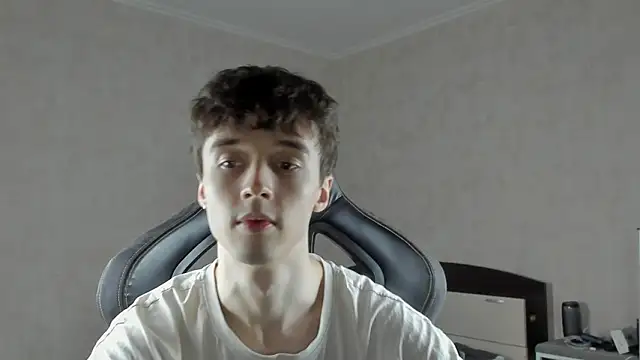 Snapshot of MasonWarholl chatting on 02-28-26, 10:42 MasonWarholl online show from 02-28-26, 10:42