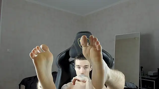 Snapshot of MasonWarholl chatting on 01-30-25, 06:00 MasonWarholl online show from 01-30-25, 06:00