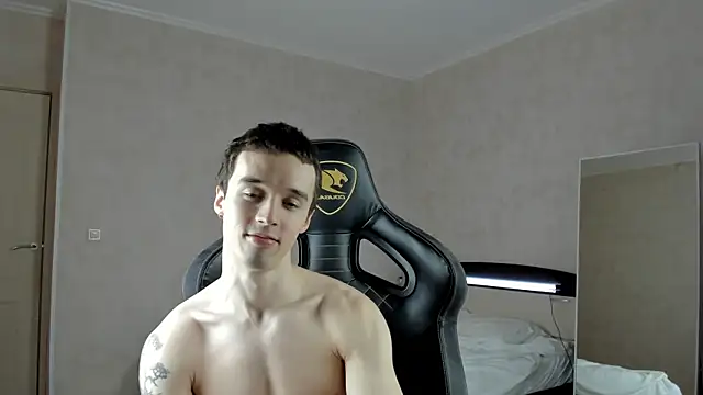 Snapshot of MasonWarholl chatting on 02-10-25, 09:47 MasonWarholl online show from 02-10-25, 09:47