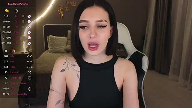 ammy cummy online show from 10-28-25, 10:58