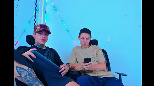 HOT boy2025 online show from 09-25-25, 03:34