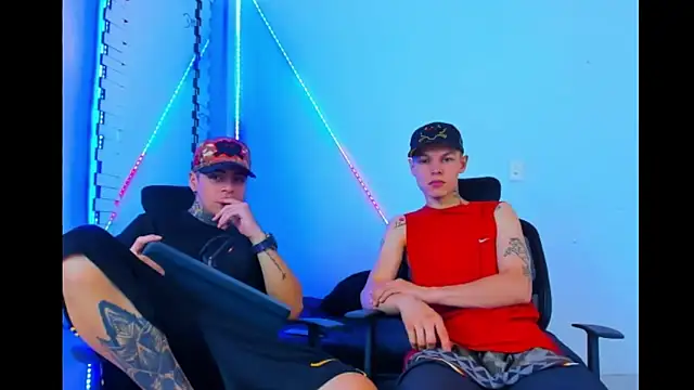 HOT boy2025 online show from 09-16-25, 06:47