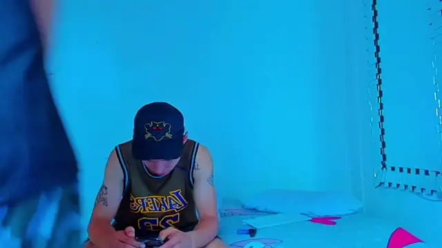 HOT boy2025 online show from 01-31-25, 02:39
