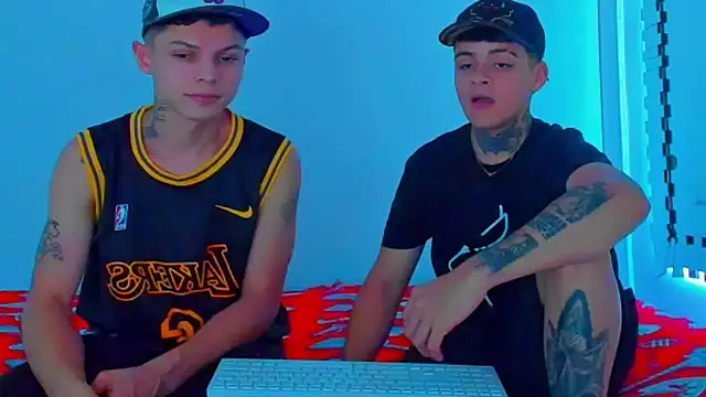 HOT boy2025 online show from 03-08-25, 10:56