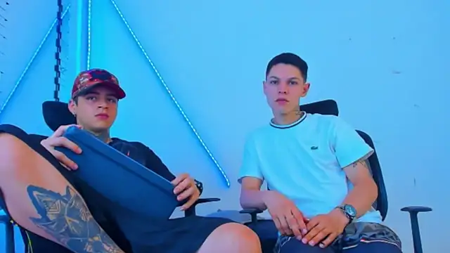 HOT boy2025 online show from 10-16-25, 05:38