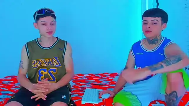HOT boy2025 online show from 02-25-25, 01:09