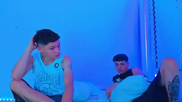 HOT boy2025 online show from 01-22-25, 05:59