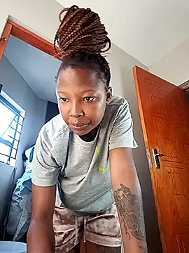 Mayo01  online show from 10-22-25, 05:51