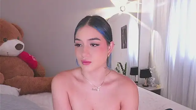 AnnyHizzle online show from 10-23-25, 03:21