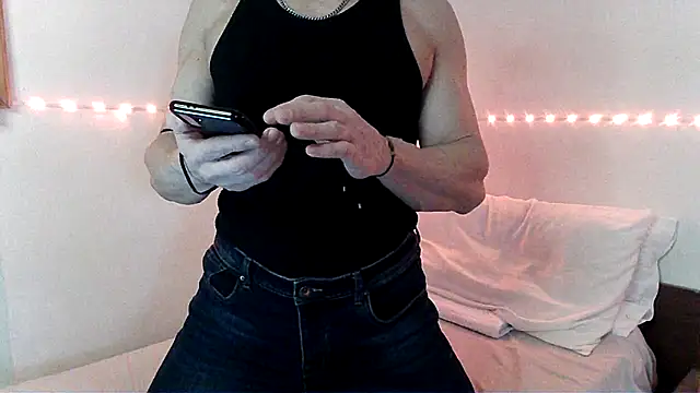 Alexx Fit023 online show from 01-01-25, 08:58