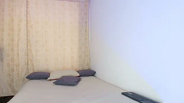 Tinny and Candy online show from 02-12-26, 07:02