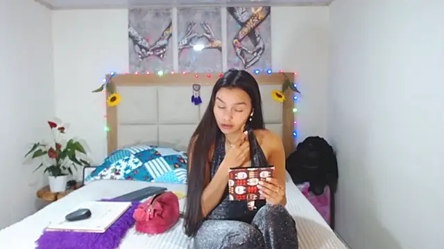 valentina hearts online show from 03-17-25, 12:21