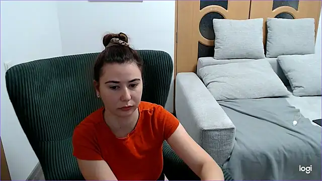 VioletaFlower7 online show from 10-31-25, 09:17